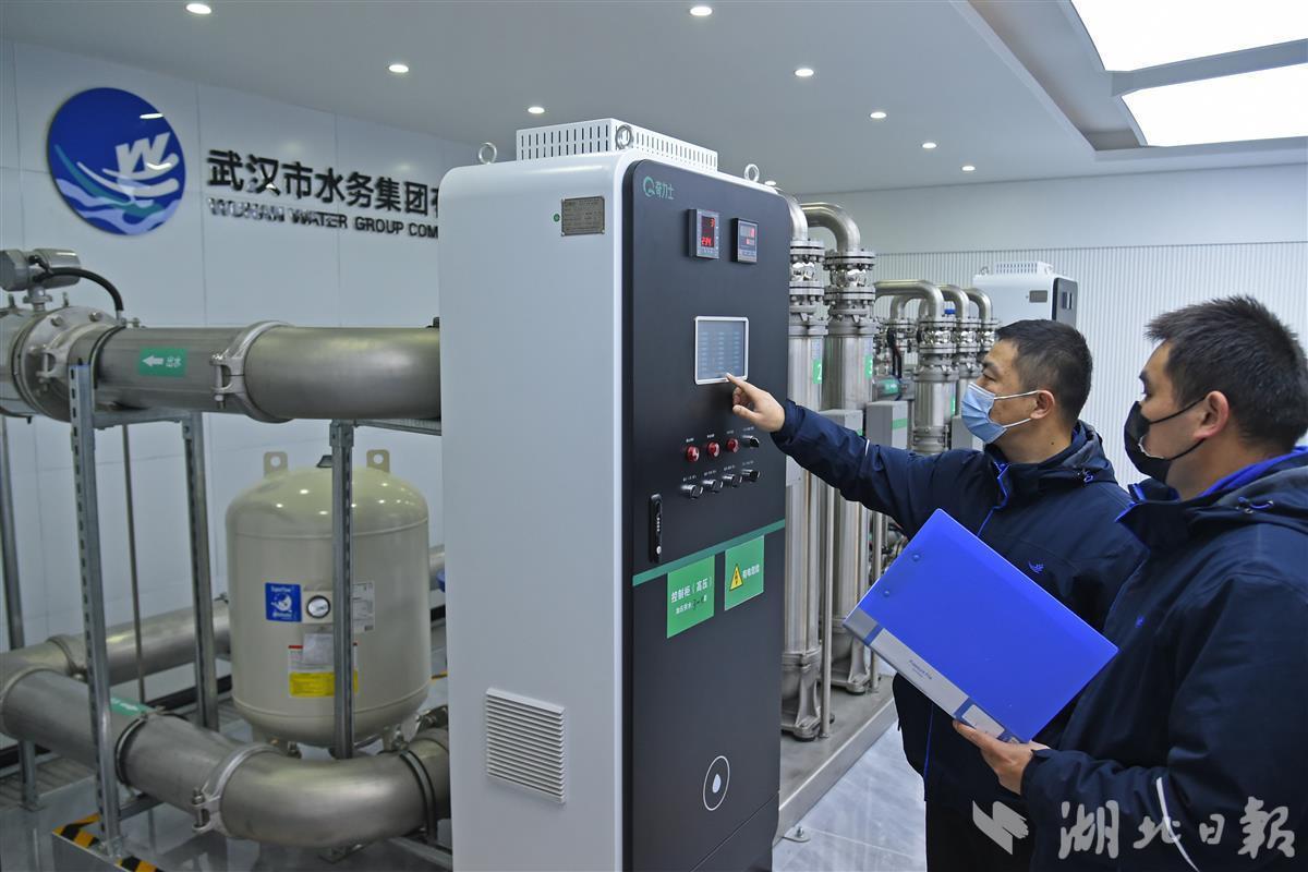 紅外彩色網(wǎng)絡攝像機監(jiān)控安裝監(jiān)控_武漢監(jiān)控安裝_監(jiān)控監(jiān)控安裝